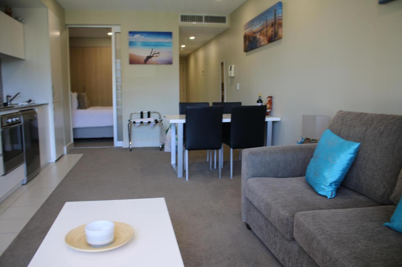 Appartement Beachside Luxury Getaway In Glenelg Extérieur photo